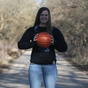 Meet your Posher, Annie